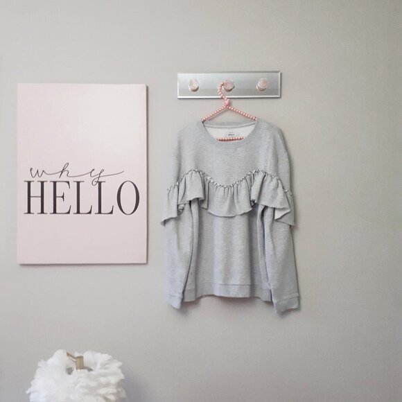 NWT Only Our Story heather grey cotton blend ruffle sweatshirt, L - Picture 3 of 4